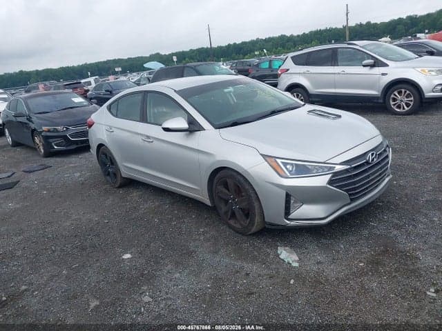 2019 HYUNDAI ELANTRA SE - 1