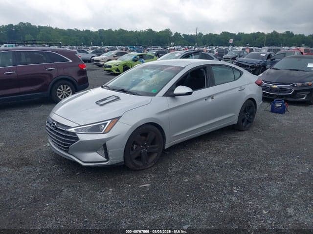 2019 HYUNDAI ELANTRA SE 2