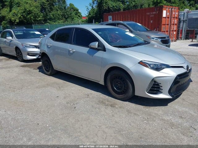 2018 TOYOTA COROLLA SE 1