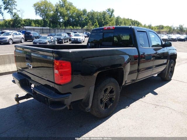2017 CHEVROLET SILVERADO 1500 2LT 4