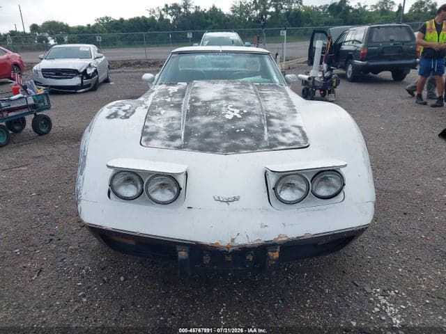 1977 CHEVROLET CORVETTE 12