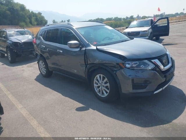 2017 NISSAN ROGUE SV - 1
