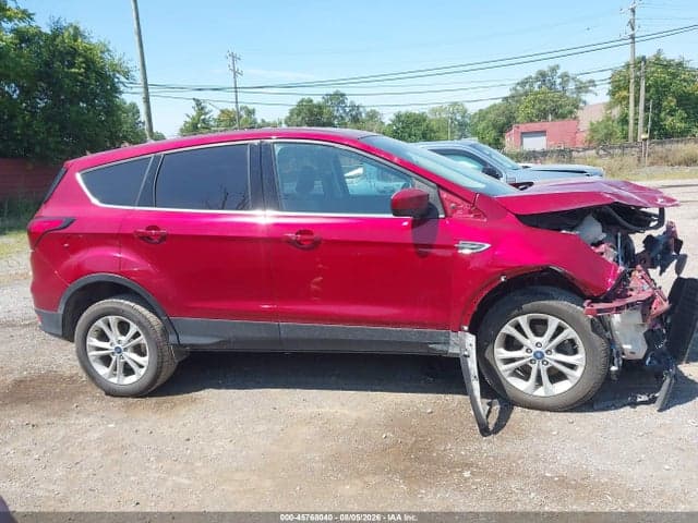 2019 FORD ESCAPE SE 14