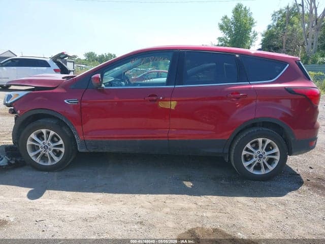 2019 FORD ESCAPE SE 15