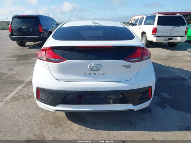 2018 HYUNDAI IONIQ HYBRID BLUE 17