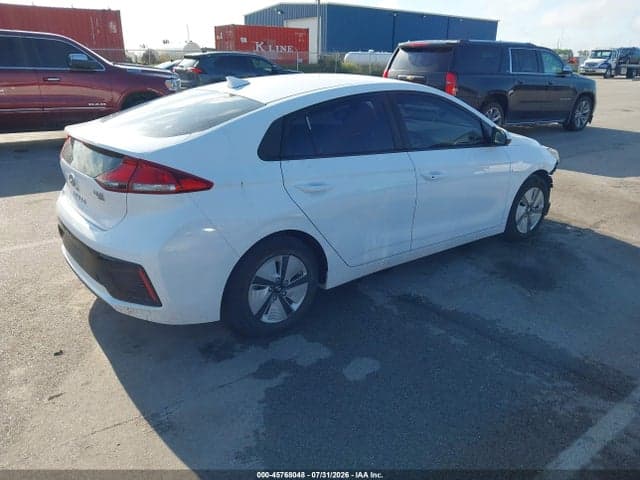 2018 HYUNDAI IONIQ HYBRID BLUE 4