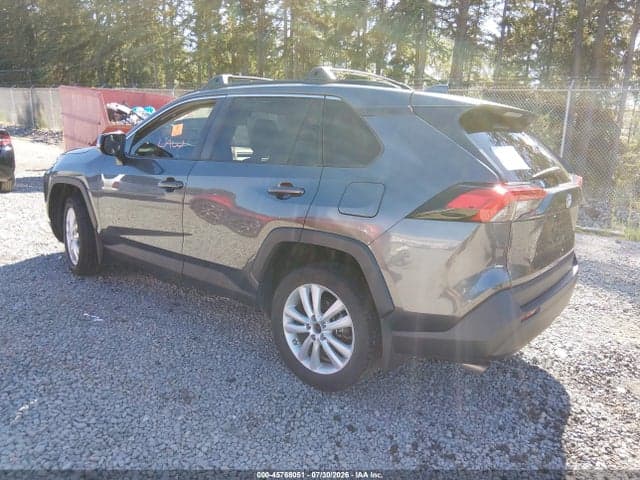 2020 TOYOTA RAV4 LE 3
