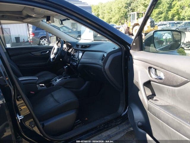 2017 NISSAN ROGUE SV 5