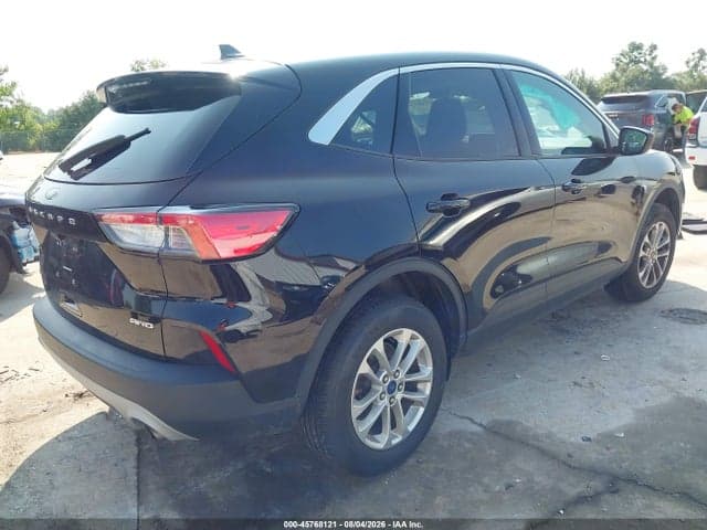 2022 FORD ESCAPE SE 4