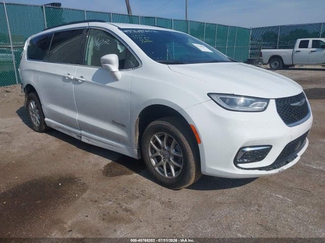 2022 CHRYSLER PACIFICA TOURING L 1