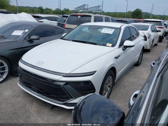 2025 HYUNDAI SONATA SE 2
