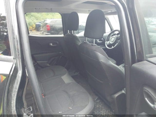 2017 JEEP RENEGADE ALTITUDE 8
