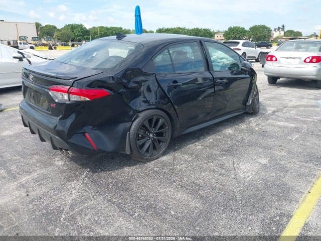 2025 TOYOTA COROLLA SE 4