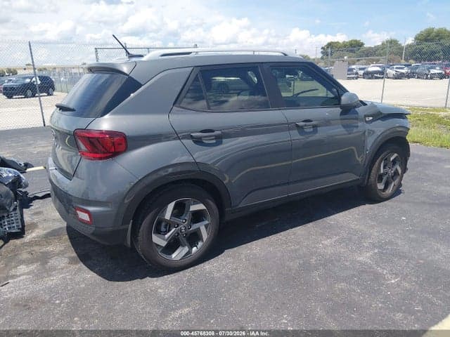 2026 HYUNDAI VENUE SEL 4