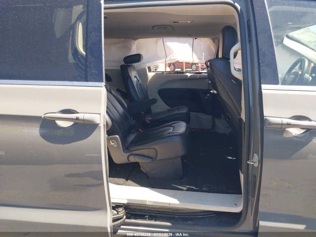 2022 CHRYSLER PACIFICA TOURING L AWD 7