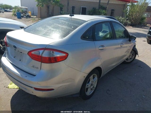 2018 FORD FIESTA SE 4