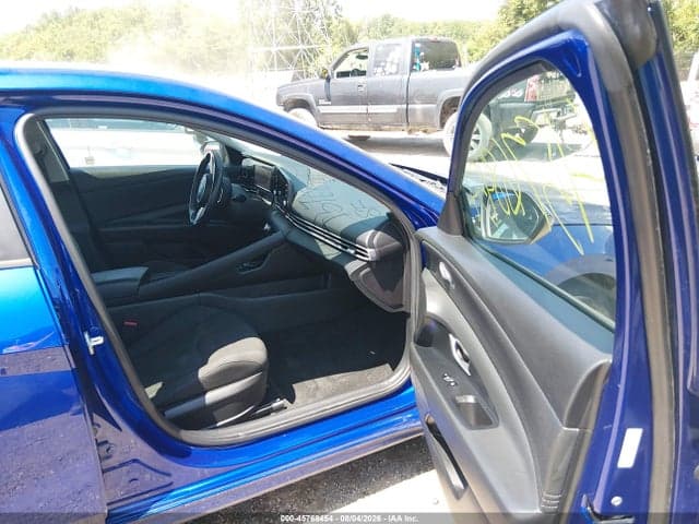 2022 HYUNDAI ELANTRA SEL 5