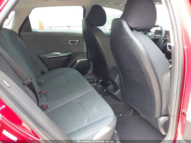 2025 KIA K4 LXS 8