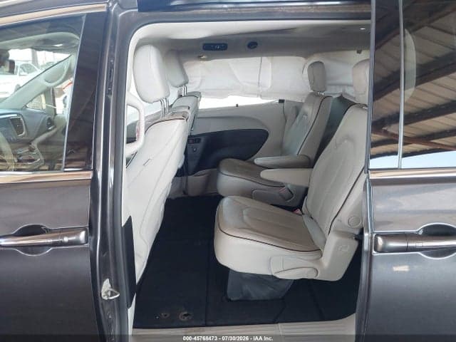 2020 CHRYSLER PACIFICA LIMITED 8