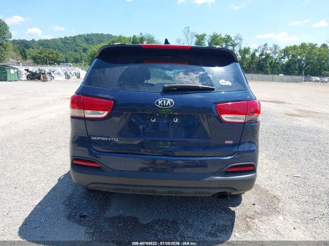2018 KIA SORENTO 2.4L LX 17