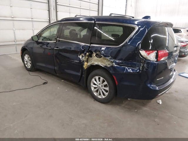 2019 CHRYSLER PACIFICA TOURING PLUS 3