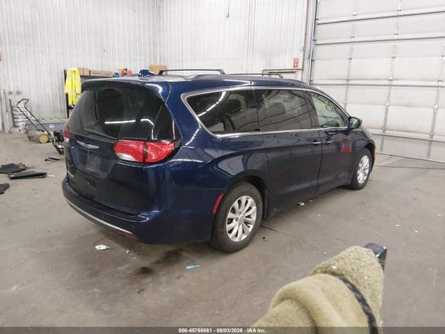 2019 CHRYSLER PACIFICA TOURING PLUS 4