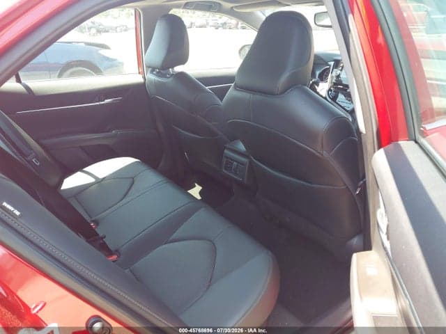 2024 TOYOTA CAMRY HYBRID XLE 8