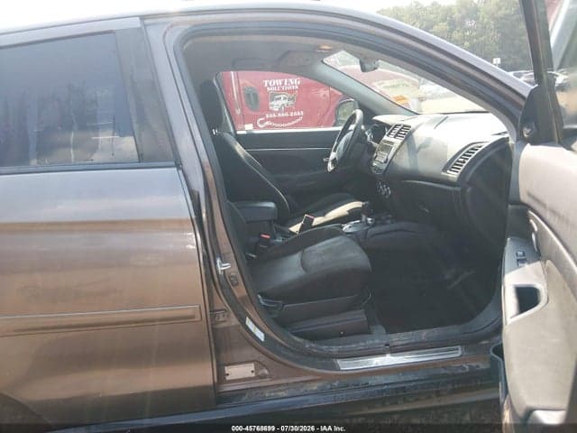 2017 MITSUBISHI OUTLANDER SPORT 2.0 ES/2.0 LE 5