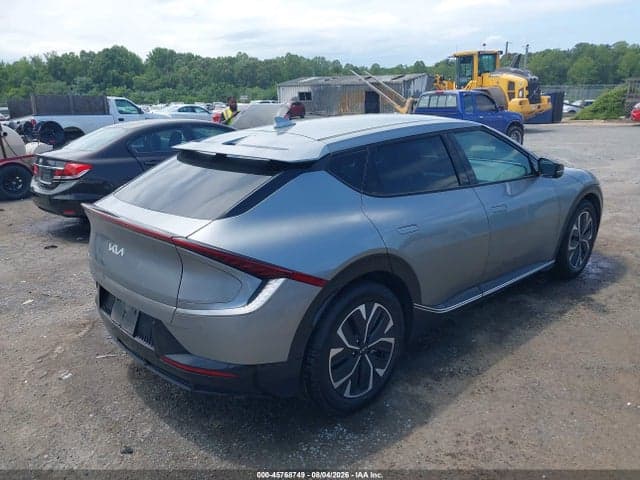 2022 KIA EV6 WIND 4