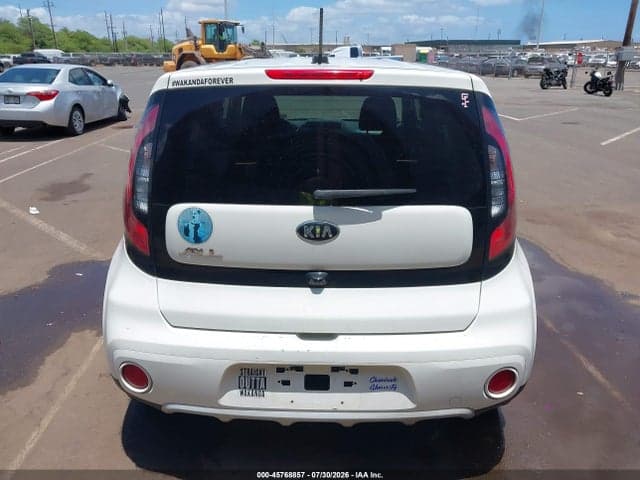 2019 KIA SOUL + 17