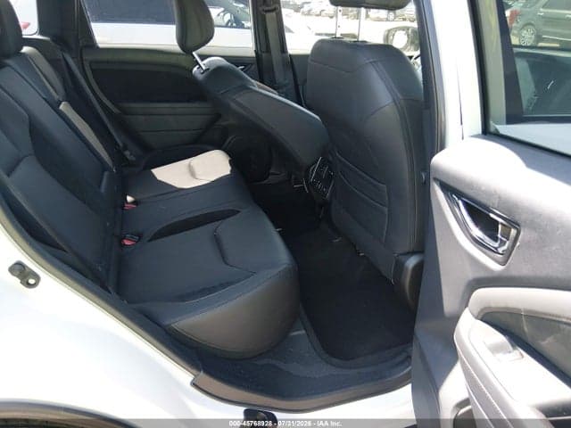 2025 SUBARU FORESTER TOURING 8