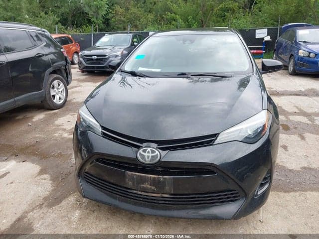 2018 TOYOTA COROLLA LE 12