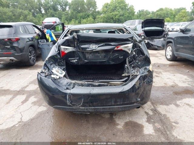 2018 TOYOTA COROLLA LE 16