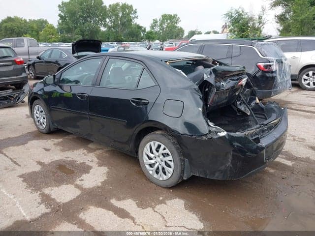 2018 TOYOTA COROLLA LE 3