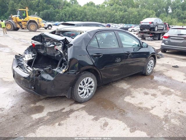 2018 TOYOTA COROLLA LE 4