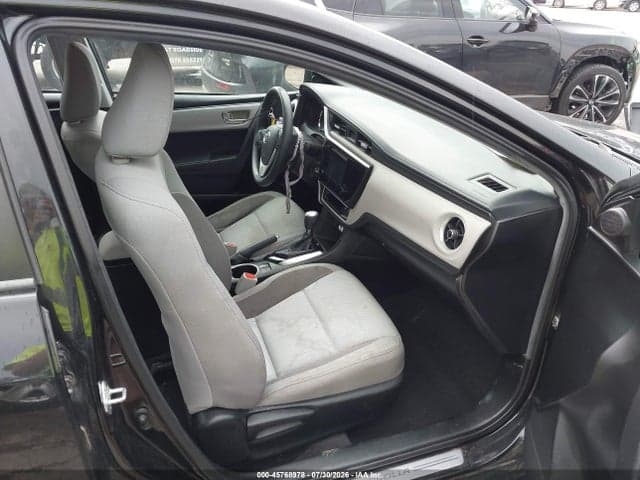 2018 TOYOTA COROLLA LE 5