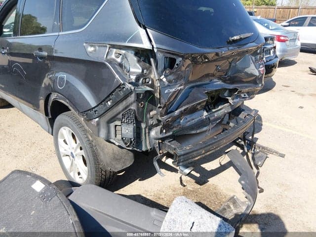 2018 FORD ESCAPE SE 18