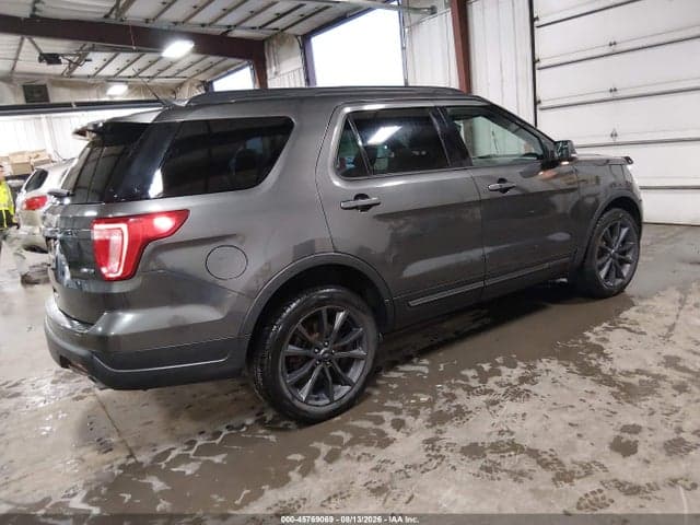 2018 FORD EXPLORER XLT 4
