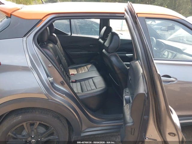 2019 NISSAN KICKS SR 8