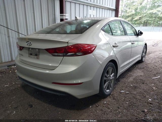 2018 HYUNDAI ELANTRA SEL 4