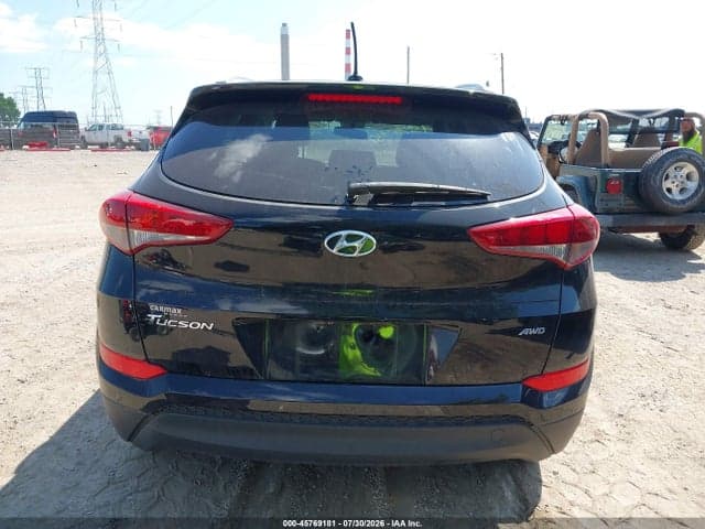 2017 HYUNDAI TUCSON SE 15