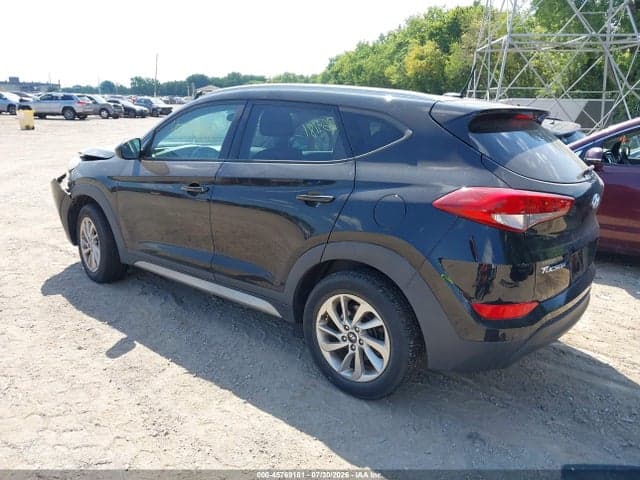 2017 HYUNDAI TUCSON SE 3