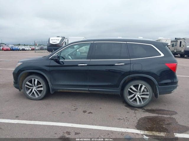 2017 HONDA PILOT TOURING 14