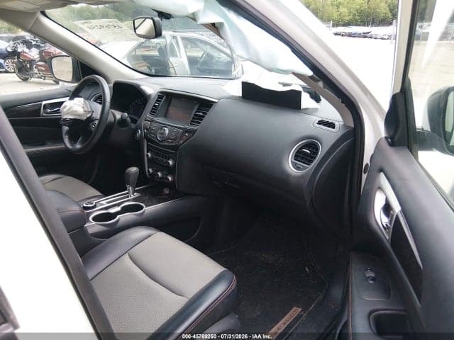2019 NISSAN PATHFINDER SV 5