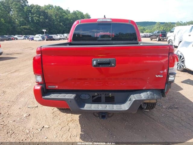 2022 TOYOTA TACOMA SR5 V6 16