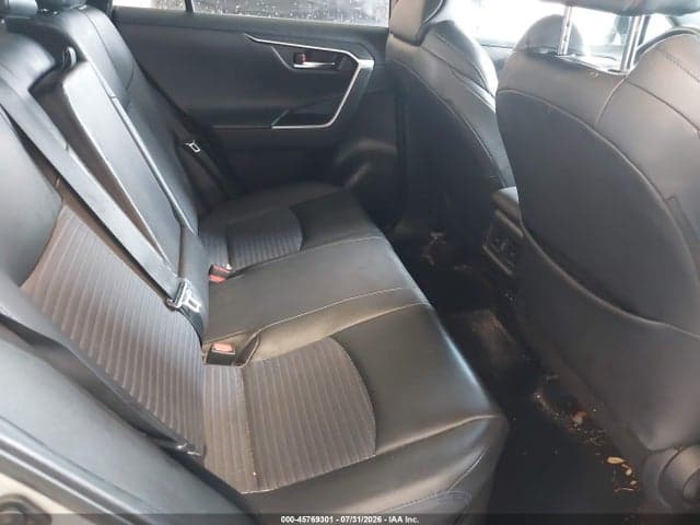2022 TOYOTA RAV4 HYBRID XSE 8