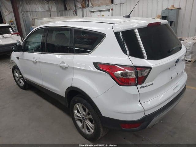 2017 FORD ESCAPE SE 3