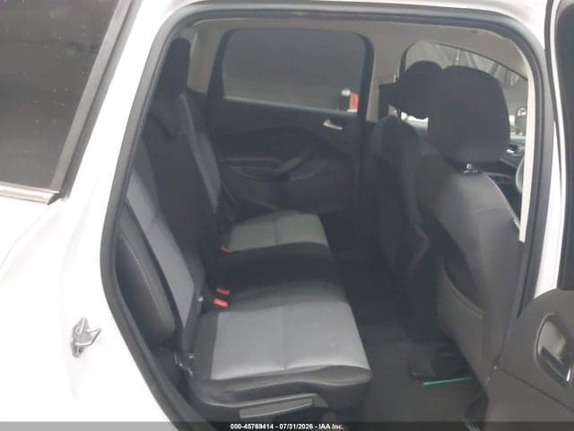 2017 FORD ESCAPE SE 8