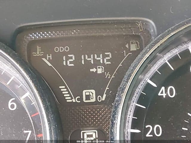 2019 NISSAN VERSA 1.6 SV 16