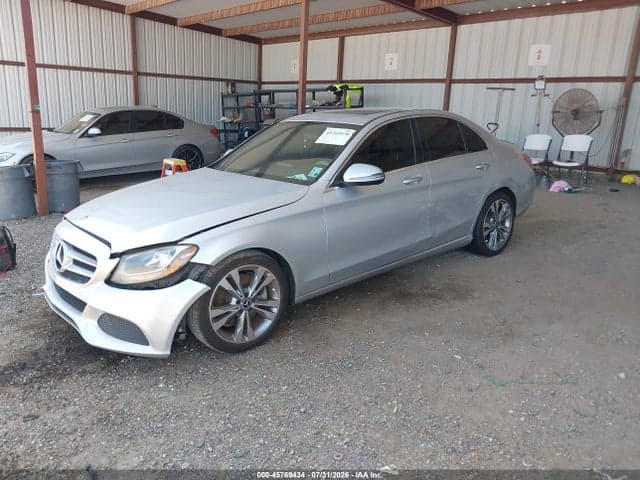2018 MERCEDES-BENZ C 300 2